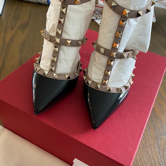 SALE Valentino Garavani Rockstud Slingback Heels - Picture 4 of 7